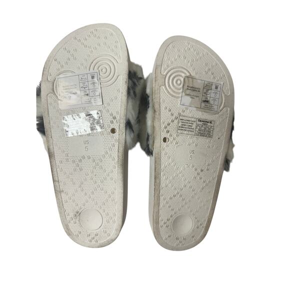 Bear‎ Paw Lucinda Leopard Slides Size 5 NWT - Picture 2 of 3
